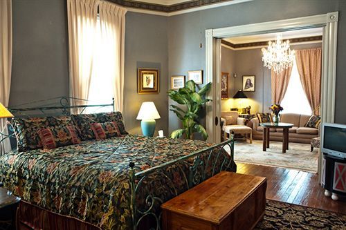 Arbor House Suites Bed And Breakfast ซานอันโตนิโอ ภายนอก รูปภาพ