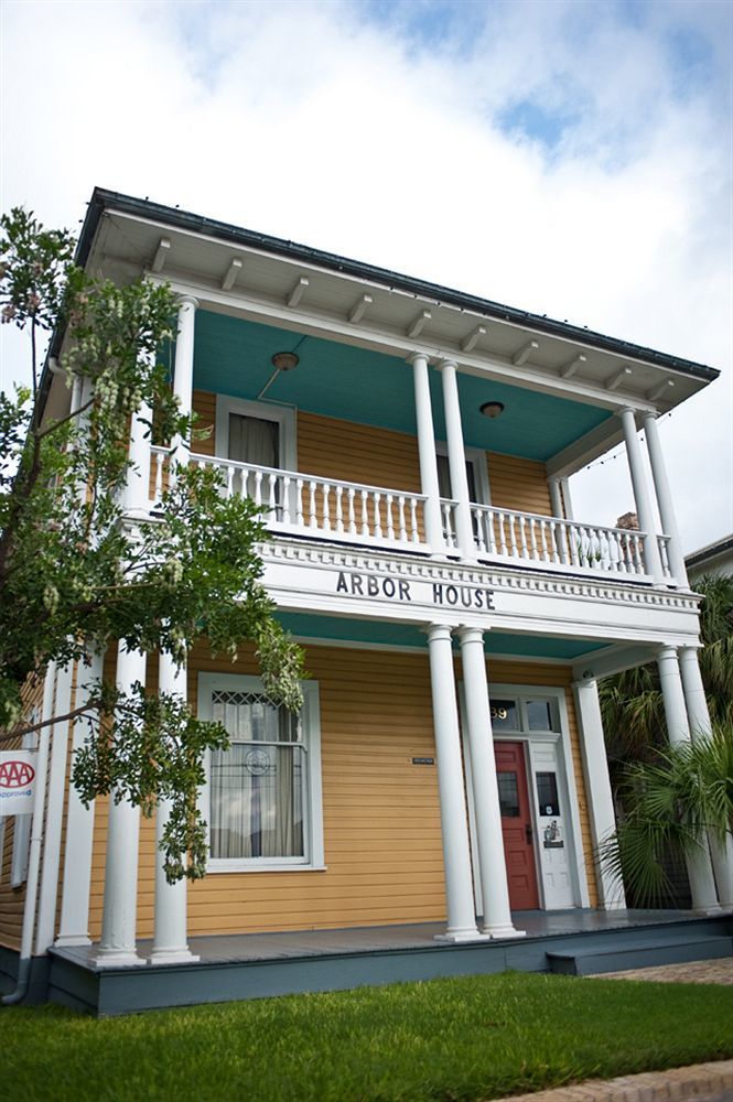 Arbor House Suites Bed And Breakfast ซานอันโตนิโอ ภายนอก รูปภาพ